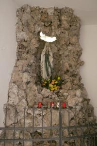 uFr23-21 Fr Kirche Mariengrotte 2017 (Large)